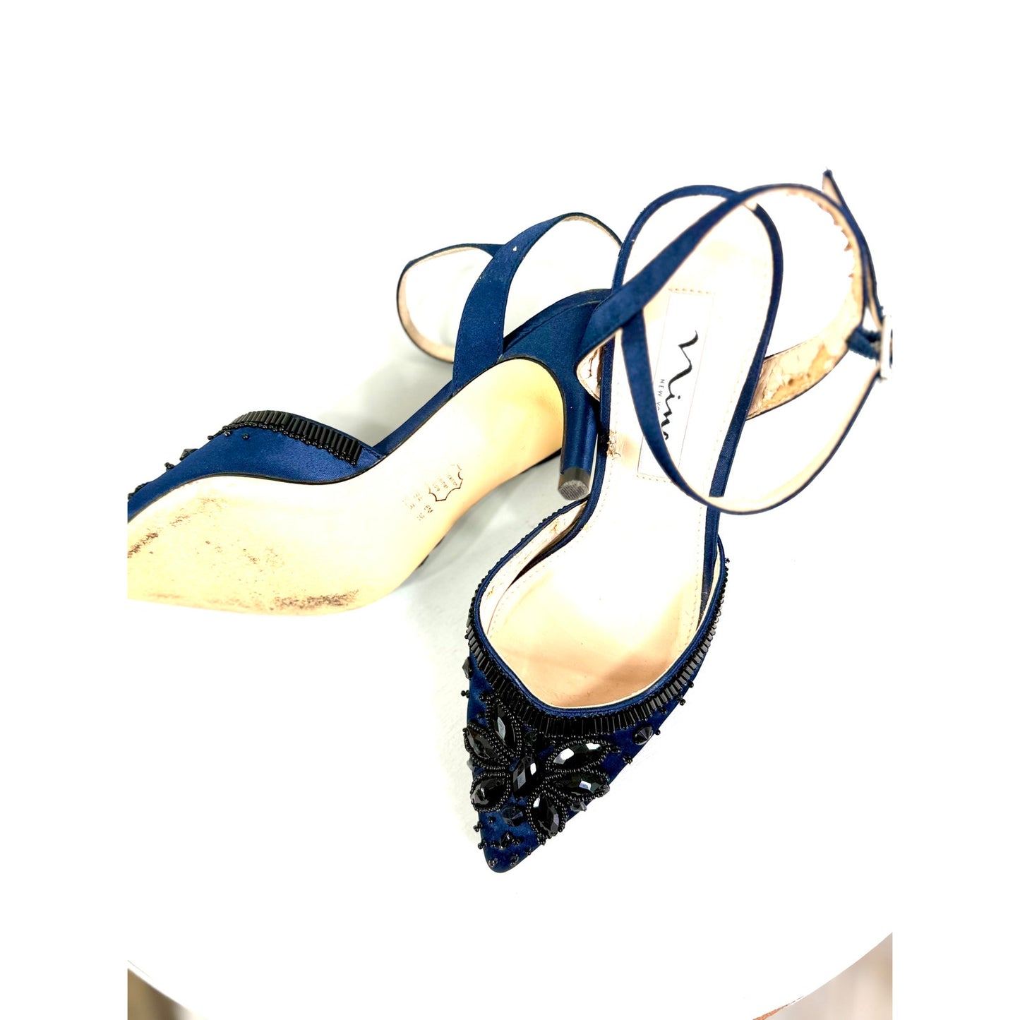 Vintage Navy Nina Heels  with black jewels Size 6M  without Box Excellent condition