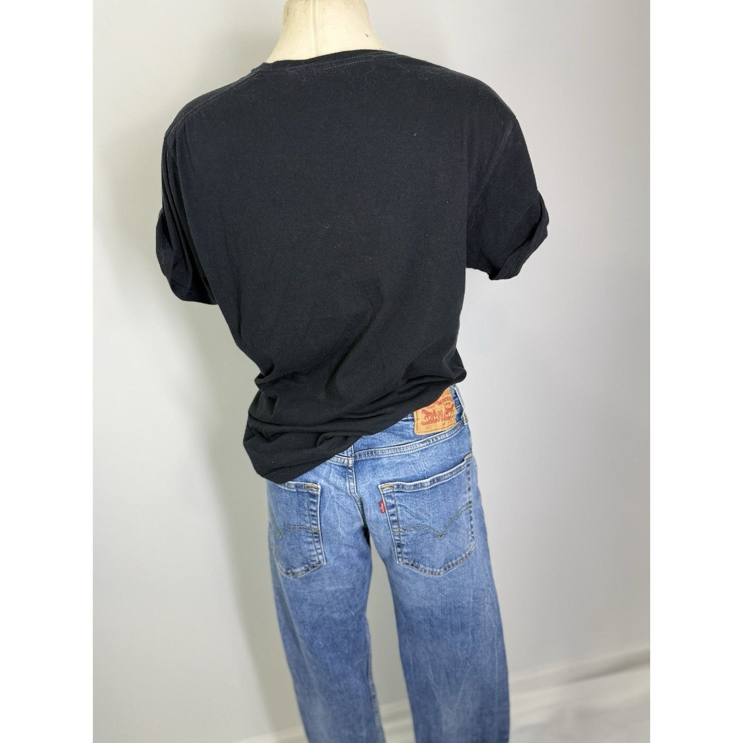 Authentic rolling stones black tee w rhinestones