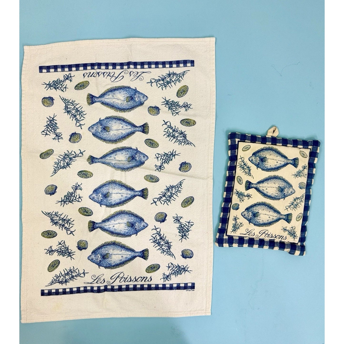 Vintage french country dish towel and potholder set