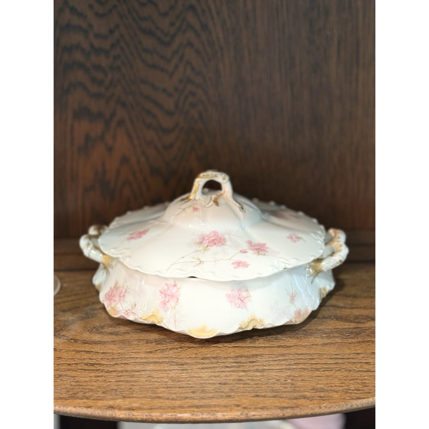 Haviland &Co M&G Limoges pink floral and gold covered bowl