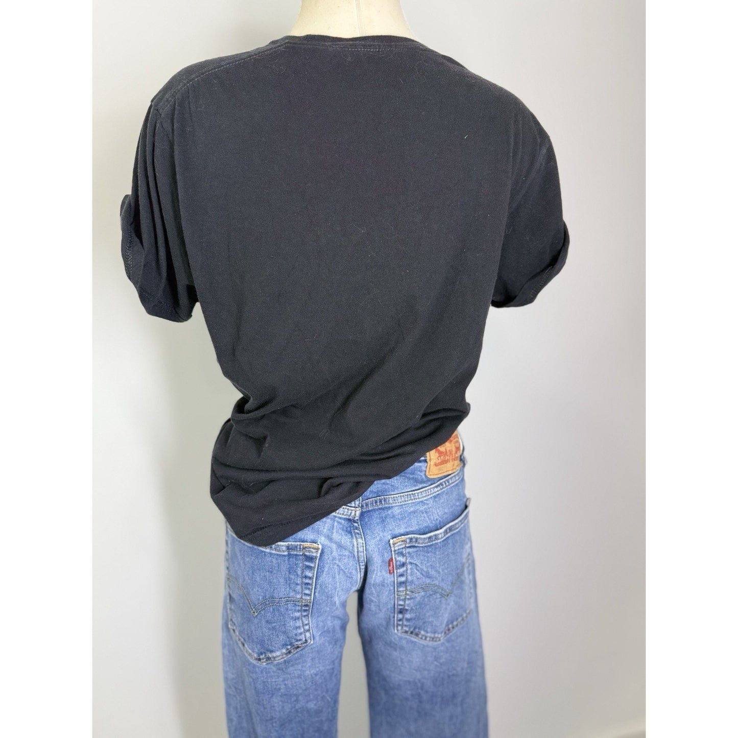 Authentic rolling stones black tee w rhinestones