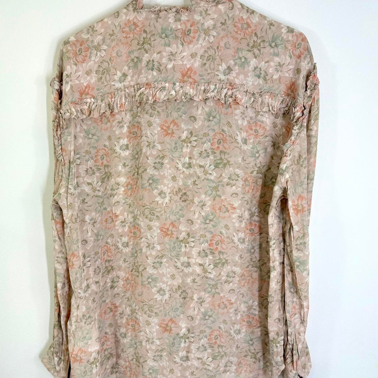COACH Vintage  neutral pink and white floral silky shirt with ruffle and zip details