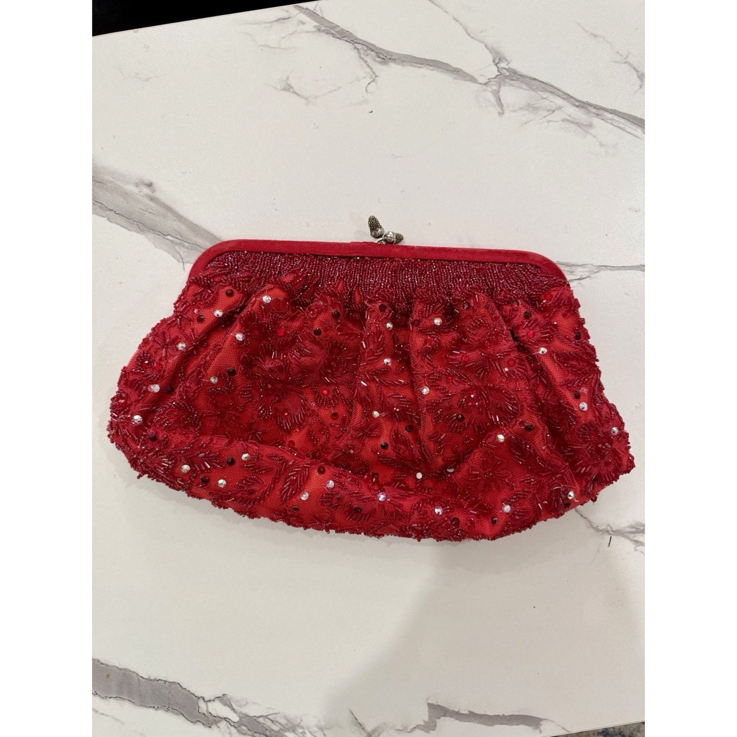 Vintage Red Beaded Evening Purse Filigree rhinestoned Clasp, Austrian crystal