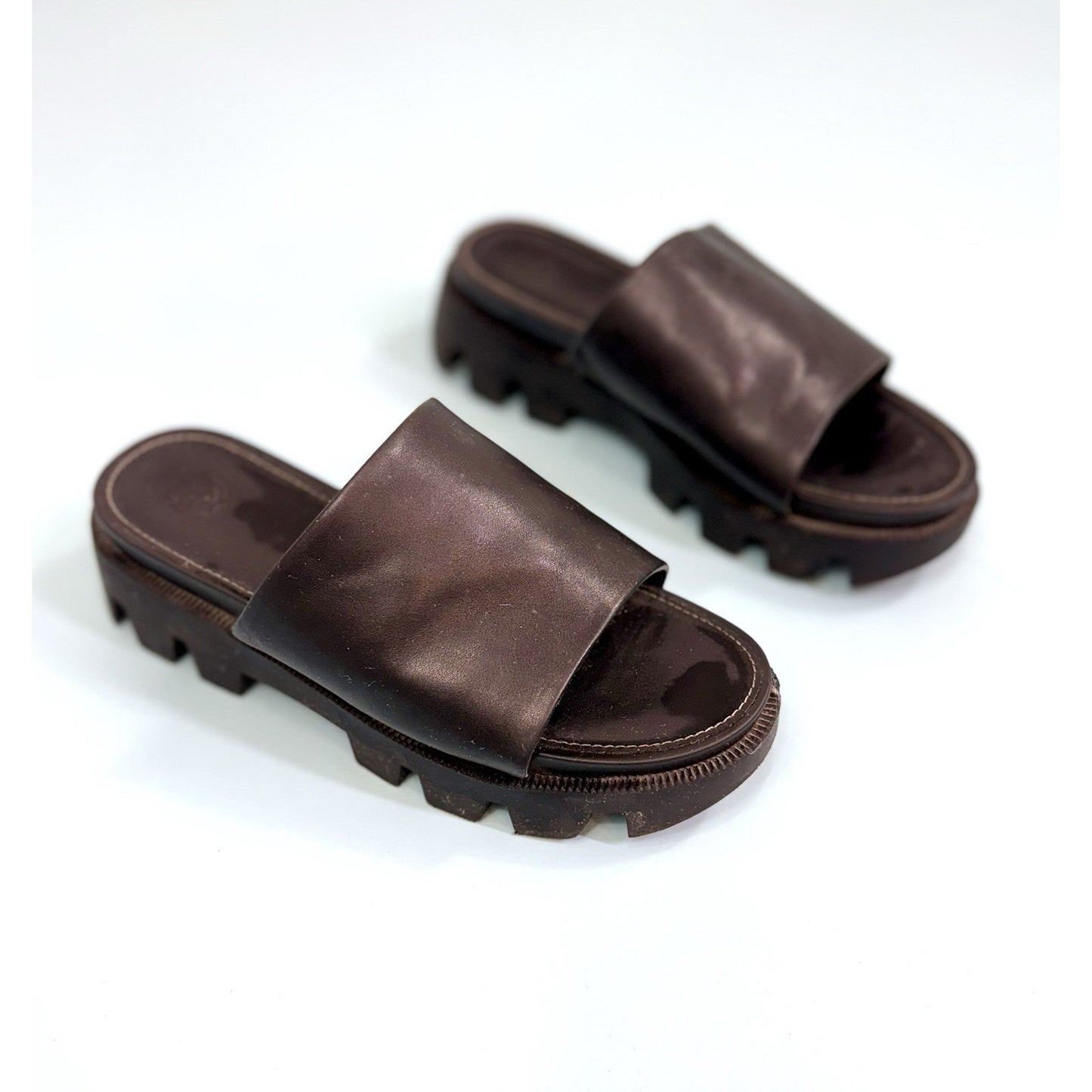 Urban Outfitters Roxy Chunky Sandals Black size 7 New In Box NWT