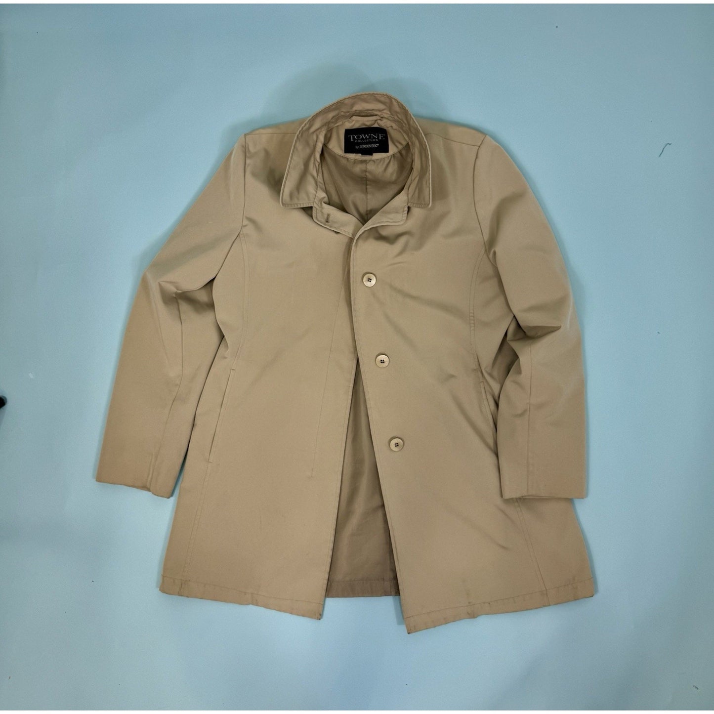 Vintage Towne by London Fog, Women's, Size L Trench Coat, Beige Button Up Jacket