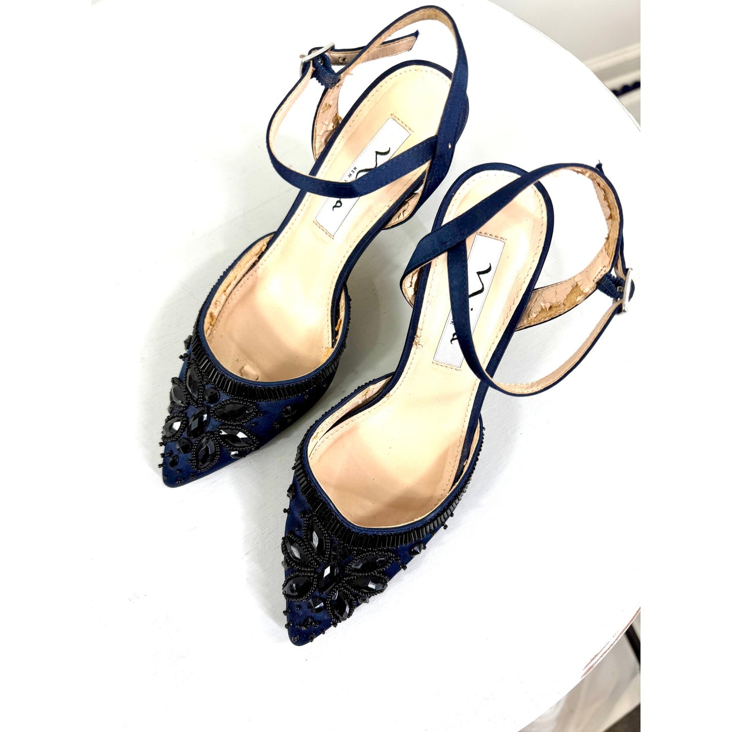Vintage Navy Nina Heels  with black jewels Size 6M  without Box Excellent condition