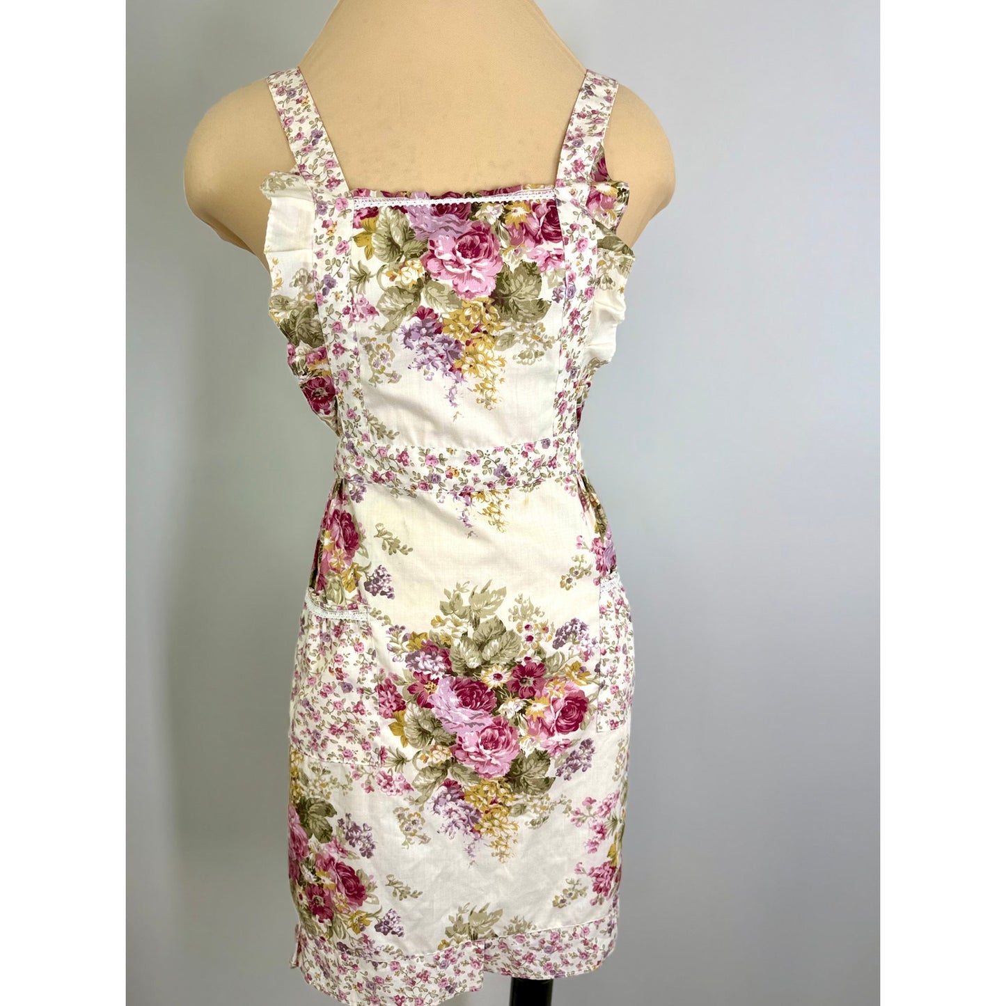 Vintage French Country floral apron