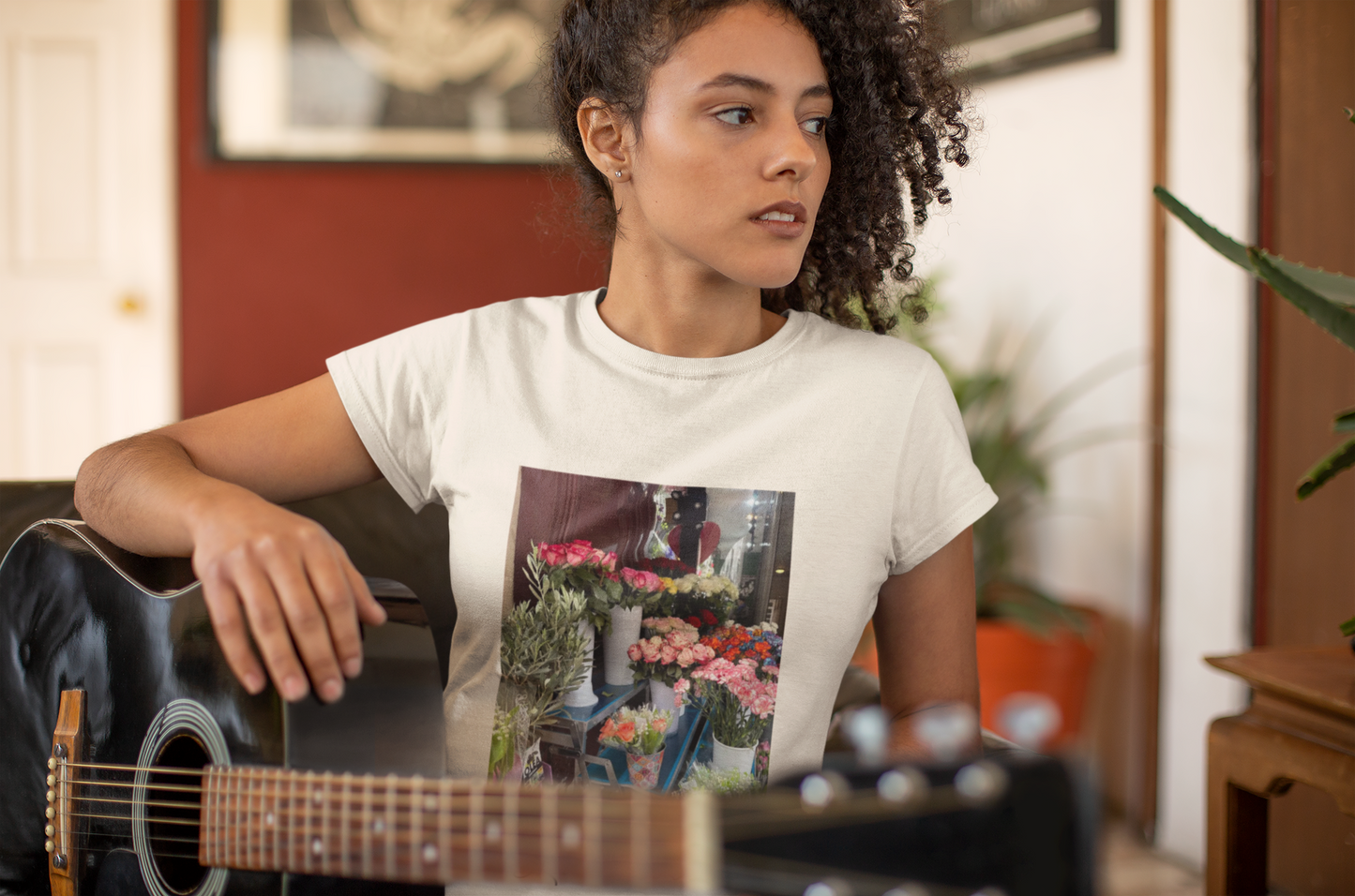 Parisian Flower Market T , Floral Motivational T-Shirt for Nature Lovers, Eco-Friendly Tee, Gift for Travel Enthusiasts, Perfect for Spring, Casual Wear, La [...]