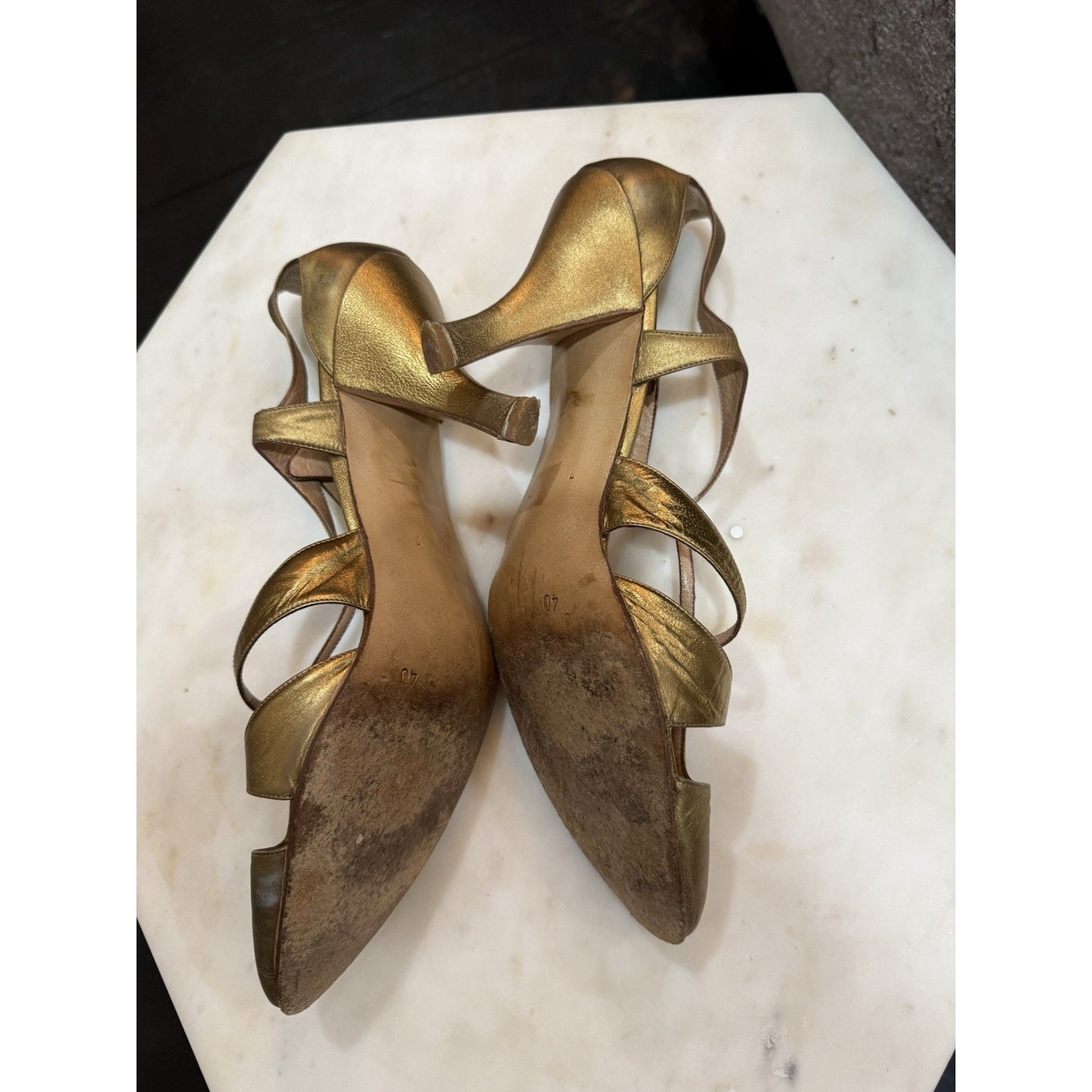 Maud Frizon Women's 3.5 High Heels Size 40 US 8.5) gold leather vintage heels