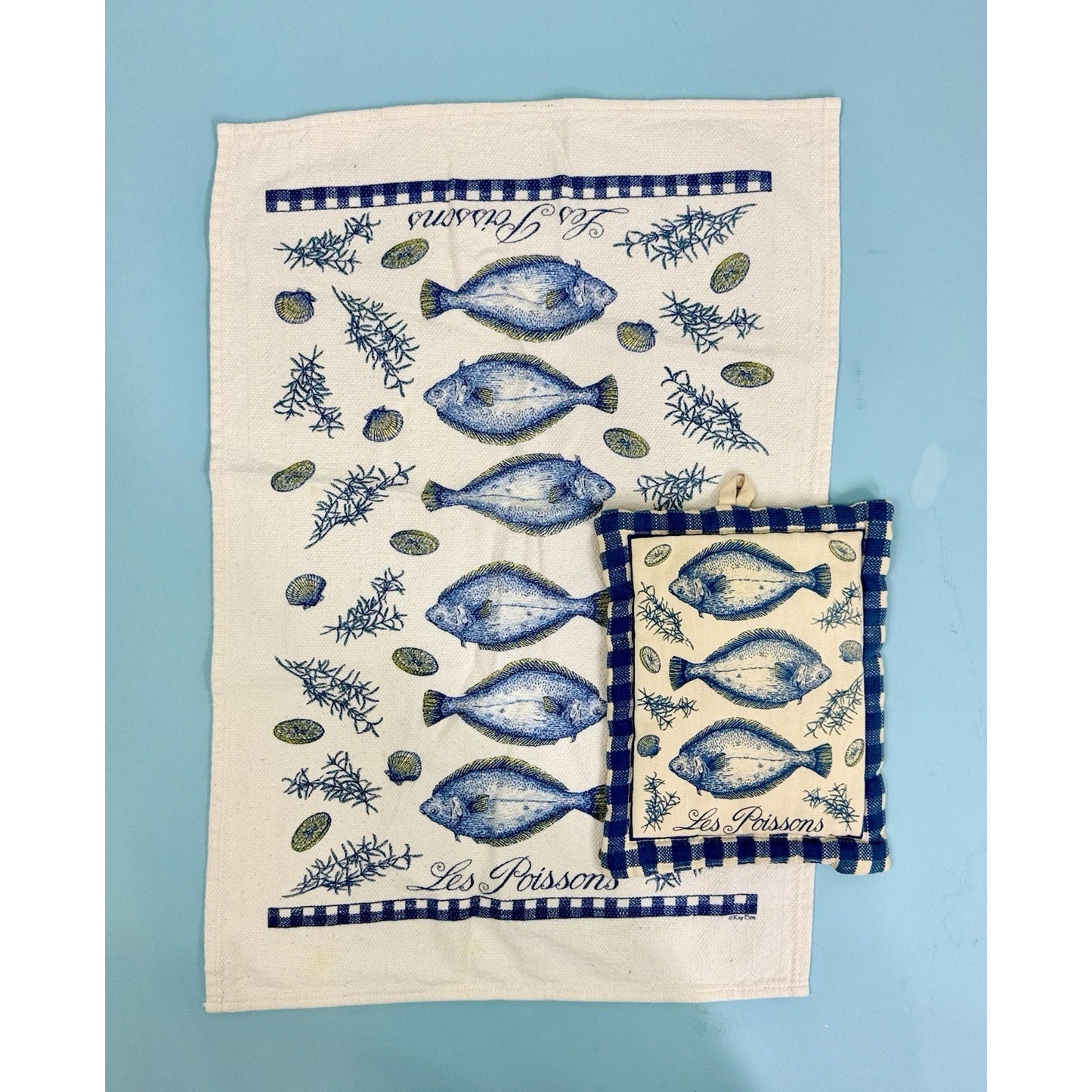 Vintage french country dish towel and potholder set